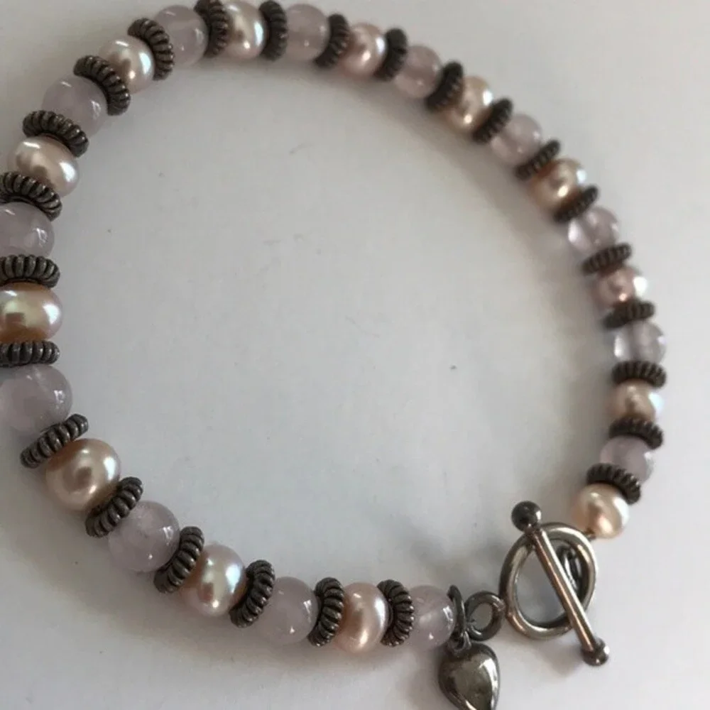 Vintage Handmade Mauve Pearls Rose Quartz Sterling Silver Charm Toggle Bracelet - Picture 6 of 9